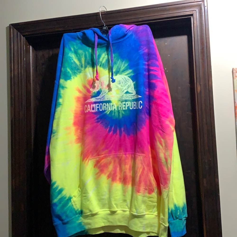 Women’s California Republic Tye Dye Sweatshirt